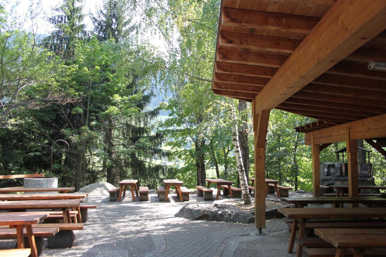 Sport Resort Fiesch, Garni Aletsch Bagian luar foto