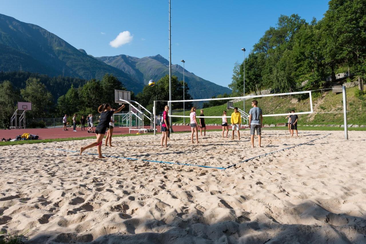 Sport Resort Fiesch, Garni Aletsch Bagian luar foto